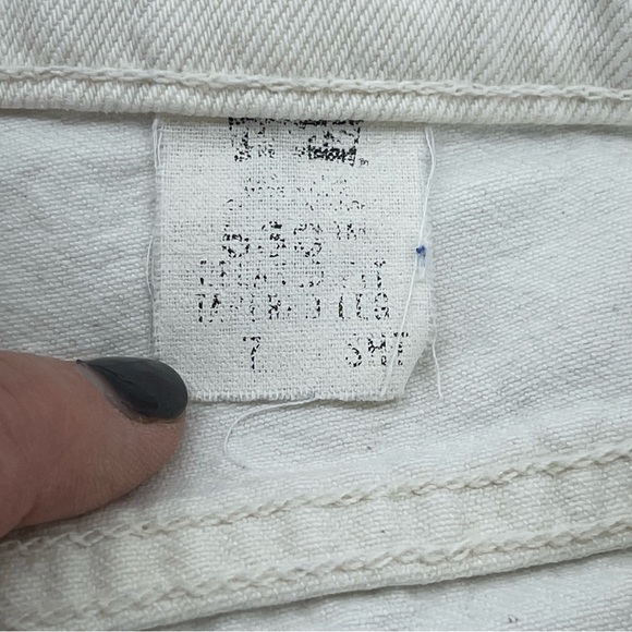 Vintage Levi 550 Jeans - Picture 12 of 15